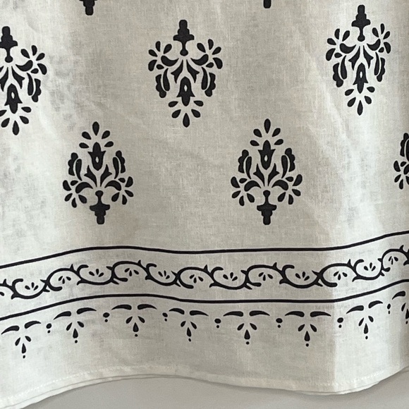 Anne Carson Linen Blend Sleeveless Blouse Size Medium White/Black Print Coastal - Picture 8 of 12